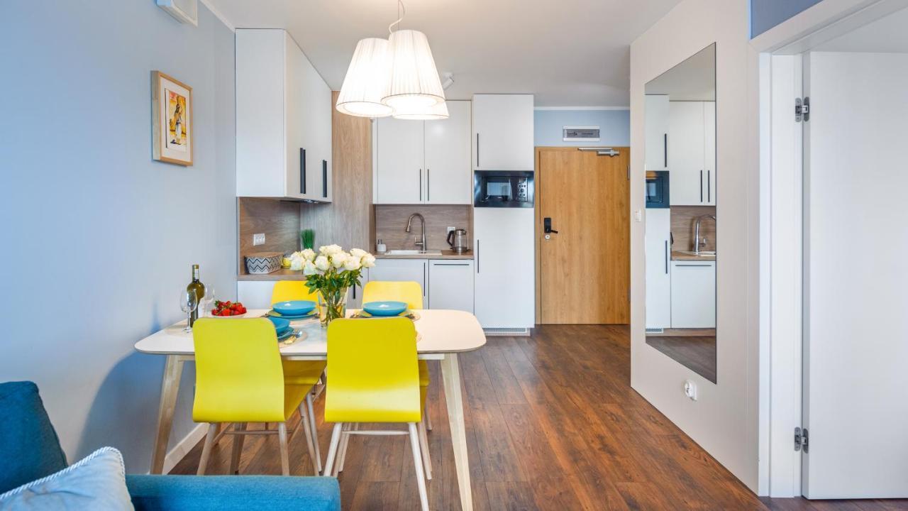 Apartament Blekitna Laguna Z Basenem - Ul Kasprowicza 20A - Holiday City Kołobrzeg Eksteriør bilde