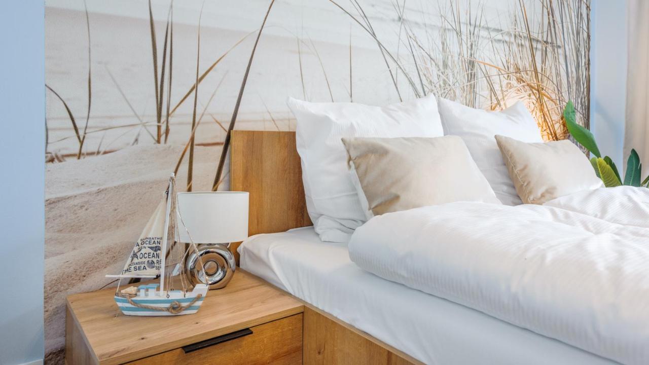 Apartament Blekitna Laguna Z Basenem - Ul Kasprowicza 20A - Holiday City Kołobrzeg Eksteriør bilde